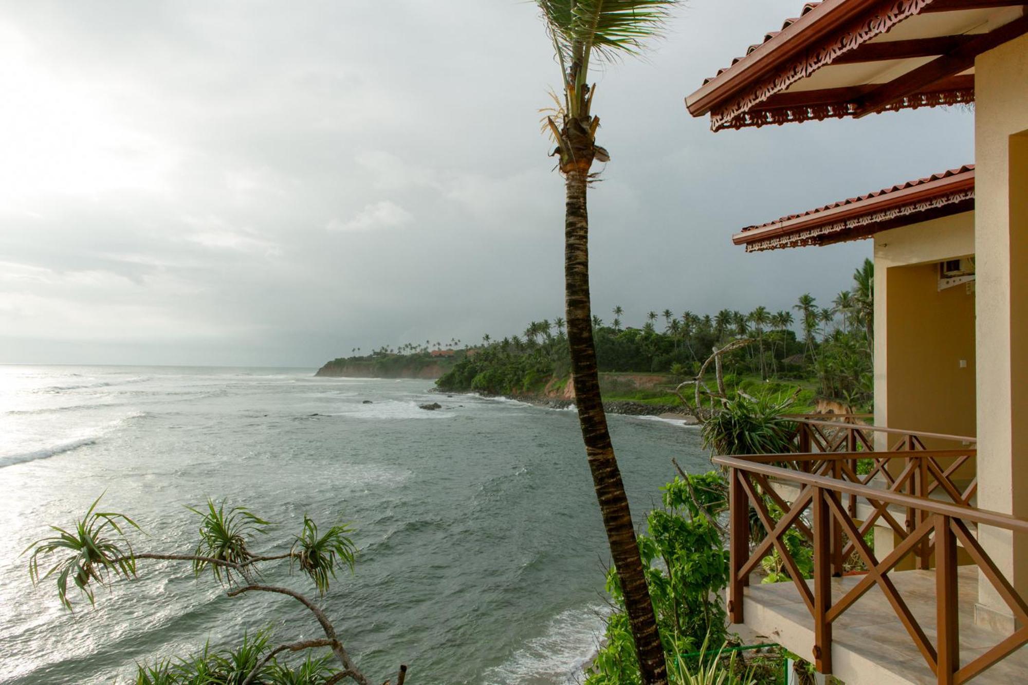 We Are Surfers Hotel Weligama Exterior photo